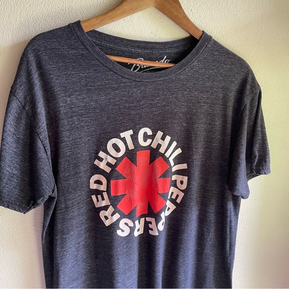Red Hot Chili Peppers Graphic Band Tshirt. Heathered Charcoal Bravado. Large - Picture 4 of 9